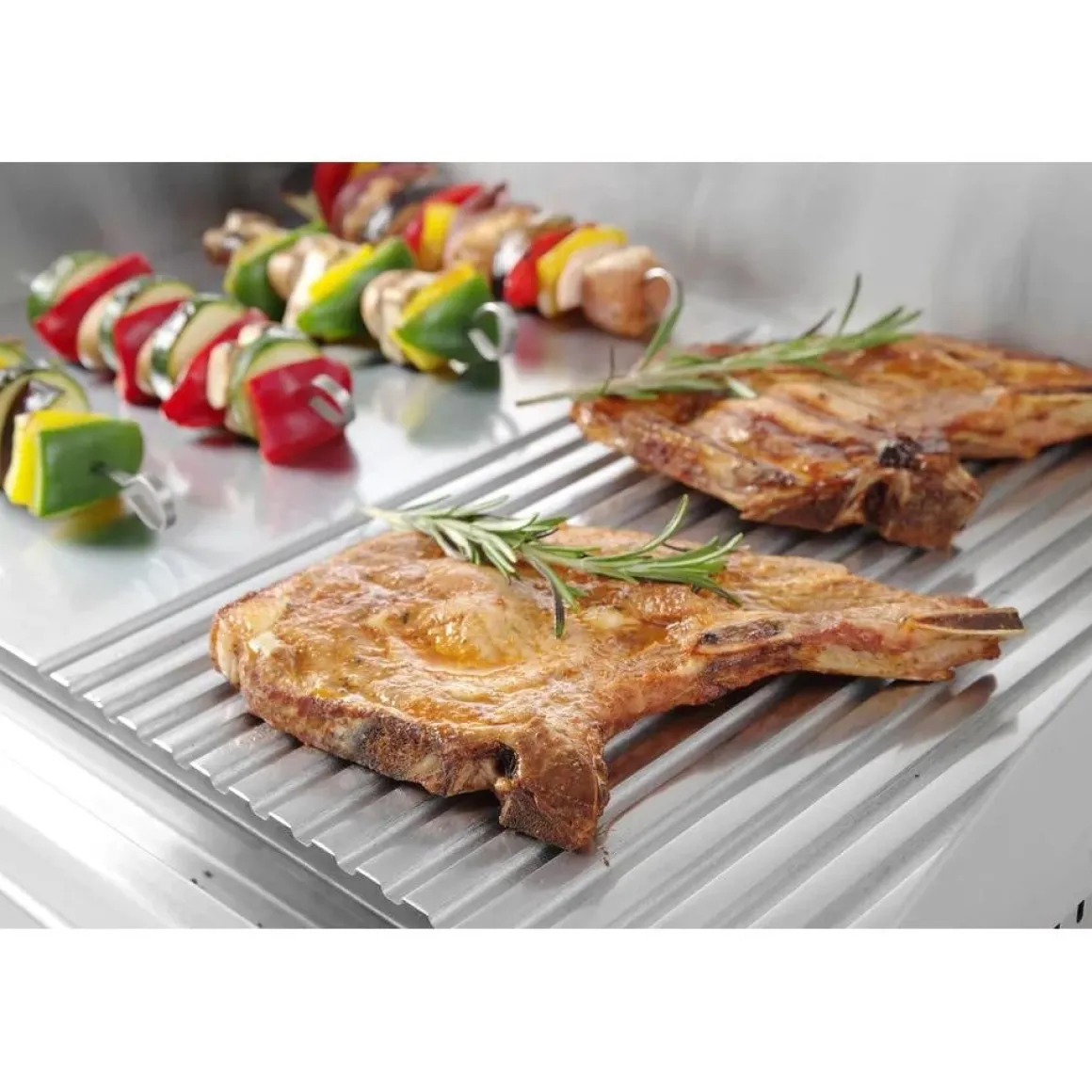 Hendi Bakplaat half geribbeld 1/2 glad 1/2 geribd 230V/2400W