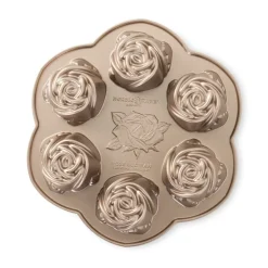 Nordic Ware Rozen Bakvorm