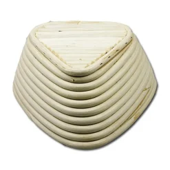 Rijsmandje Riet Driehoek 23x23cm (800 tot 1000 gram deeg)