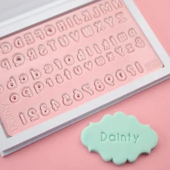 Sweet Stamp Dainty Letters & Cijfers Set